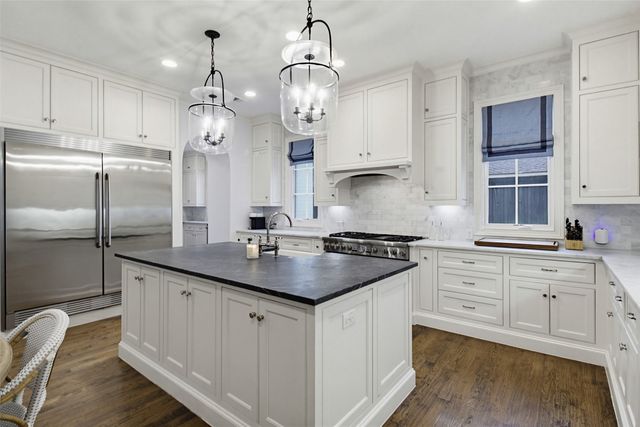 7310 Dominique Drive, Dallas, TX 75214