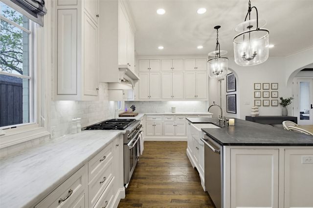 7310 Dominique Drive, Dallas, TX 75214