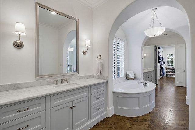 7310 Dominique Drive, Dallas, TX 75214