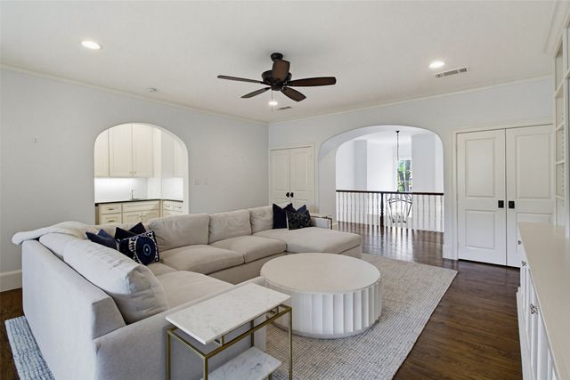 7310 Dominique Drive, Dallas, TX 75214