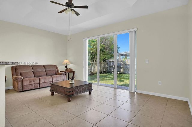 1492 NE 40th Ave, Homestead, FL 33033