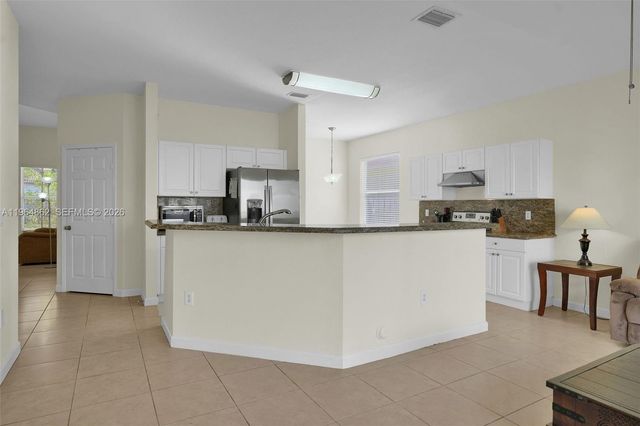 1492 NE 40th Ave, Homestead, FL 33033