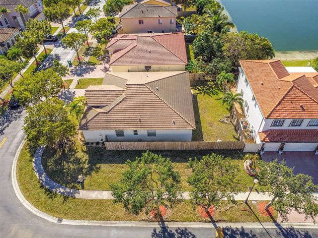 1492 NE 40th Ave, Homestead, FL 33033