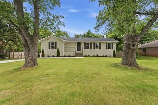 510 Iris Ave, Murfreesboro, TN 37128