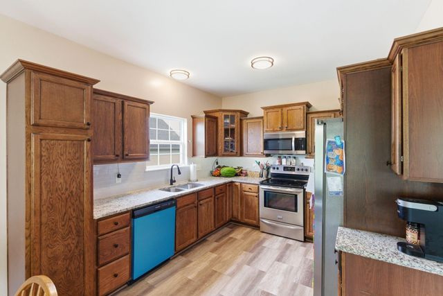 102 Blowing Tree Drive, Georgetown, KY 40324