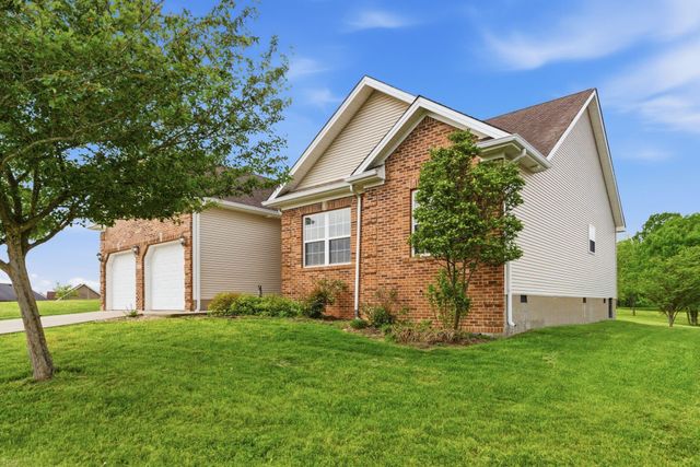 102 Blowing Tree Drive, Georgetown, KY 40324