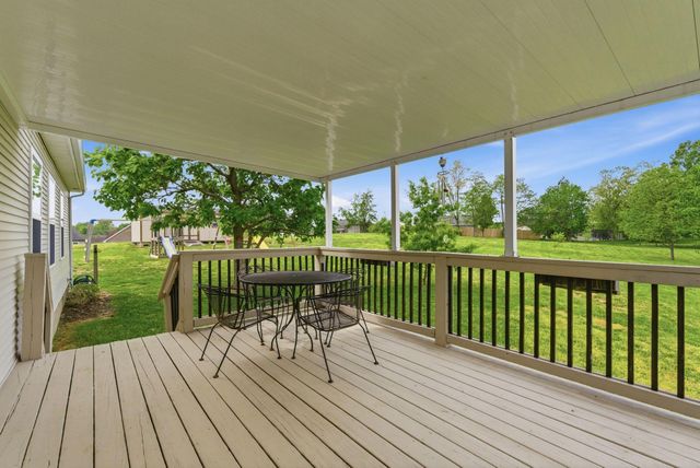 102 Blowing Tree Drive, Georgetown, KY 40324