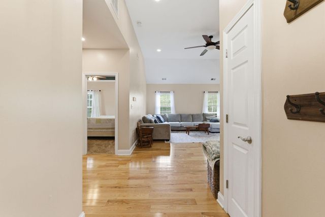 102 Blowing Tree Drive, Georgetown, KY 40324