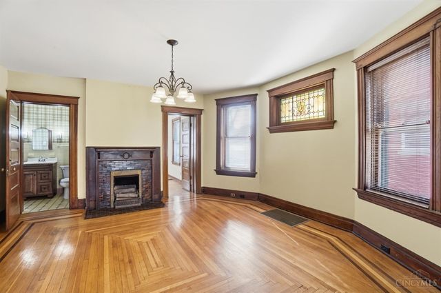 3548 Mooney Avenue, Cincinnati, OH 45208