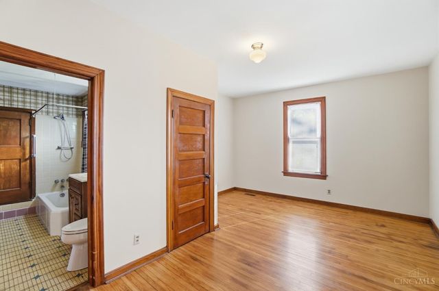 3548 Mooney Avenue, Cincinnati, OH 45208