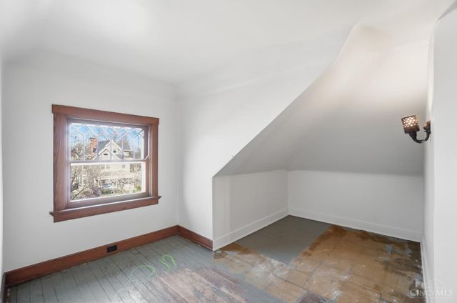 3548 Mooney Avenue, Cincinnati, OH 45208