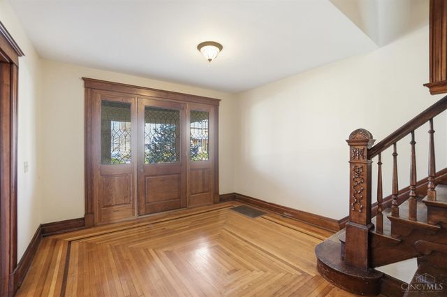 3548 Mooney Avenue, Cincinnati, OH 45208