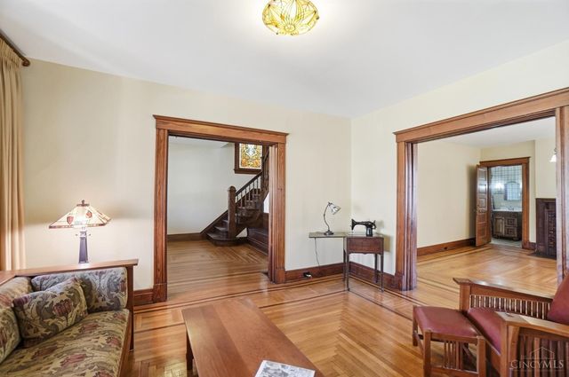 3548 Mooney Avenue, Cincinnati, OH 45208