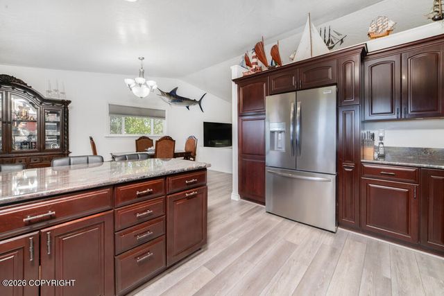 42175 W Lake Court, Soldotna, AK 99669