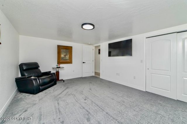42175 W Lake Court, Soldotna, AK 99669