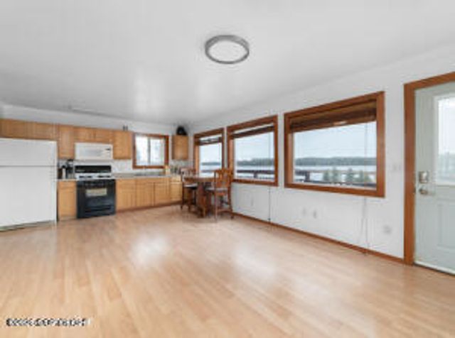 42175 W Lake Court, Soldotna, AK 99669