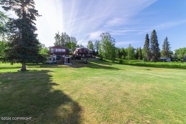 42175 W Lake Court, Soldotna, AK 99669