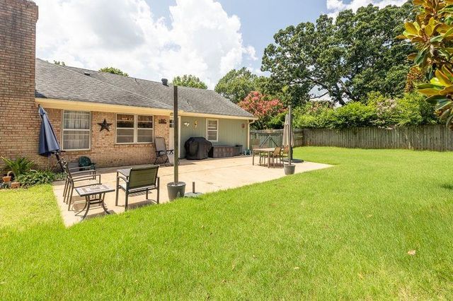 6452 STAR VALLEY DR, Bartlett, TN 38134