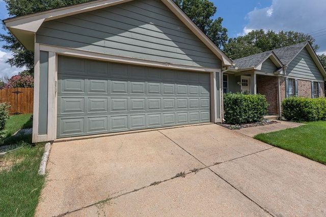 6452 STAR VALLEY DR, Bartlett, TN 38134