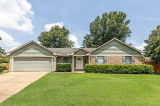 6452 STAR VALLEY DR, Bartlett, TN 38134