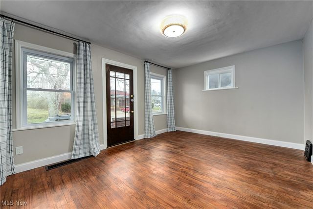 5702 Herman Avenue, Cleveland, OH 44102