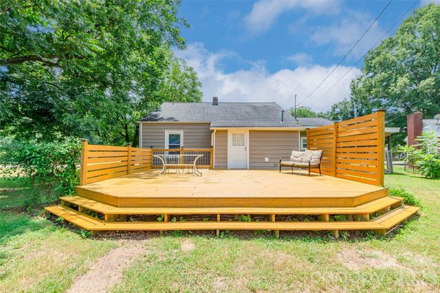 711 Linwood Road, Kings Mountain, NC 28086