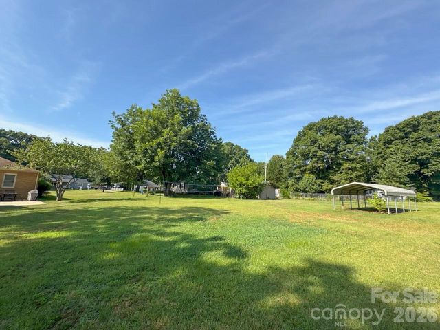 711 Linwood Road, Kings Mountain, NC 28086