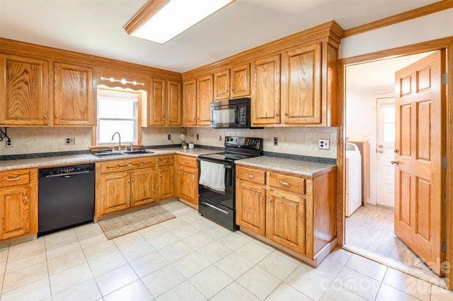711 Linwood Road, Kings Mountain, NC 28086