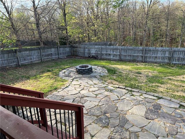 12 Cranfield Drive, Bella Vista, AR 72714