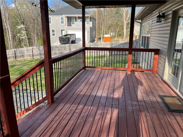 12 Cranfield Drive, Bella Vista, AR 72714