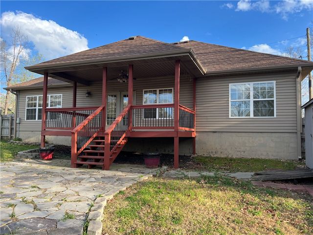 12 Cranfield Drive, Bella Vista, AR 72714