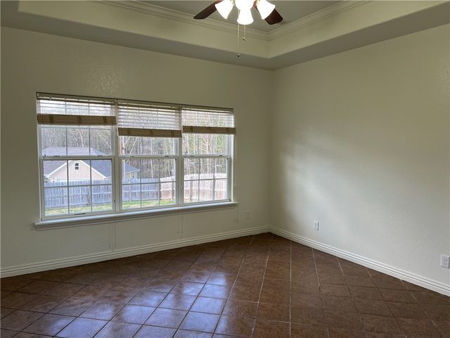 12 Cranfield Drive, Bella Vista, AR 72714