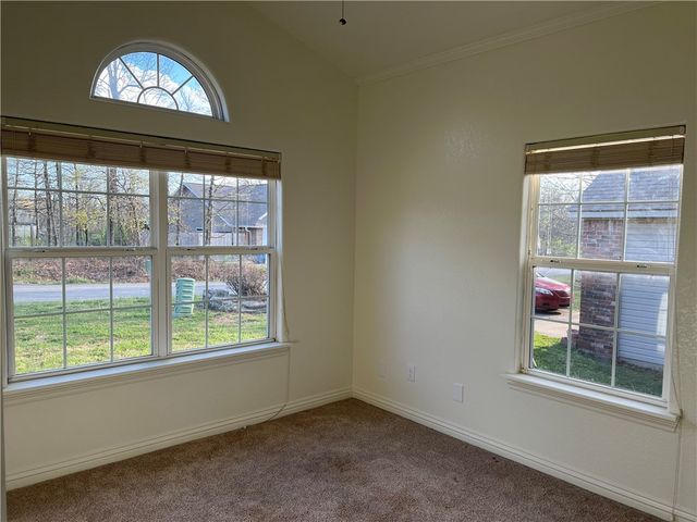 12 Cranfield Drive, Bella Vista, AR 72714