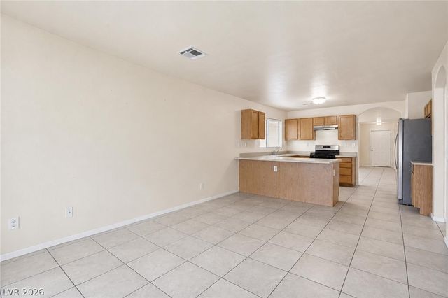 6526 Blooming Sun Court, Las Vegas, NV 89142