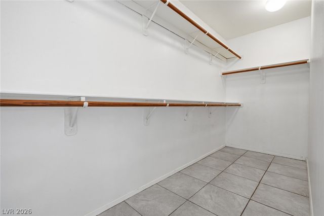 6526 Blooming Sun Court, Las Vegas, NV 89142