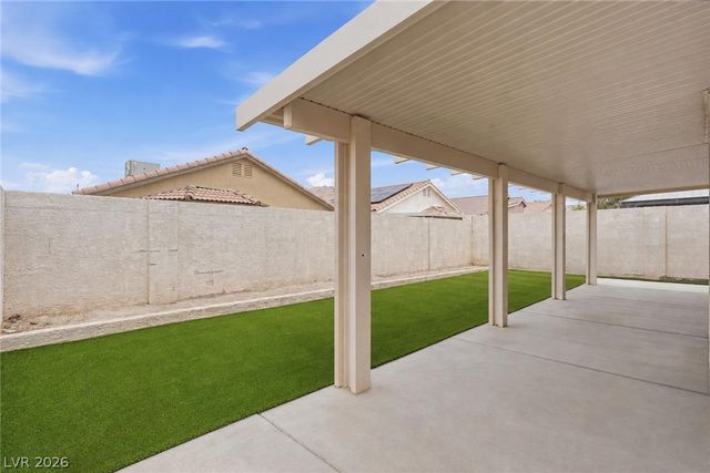 6526 Blooming Sun Court, Las Vegas, NV 89142