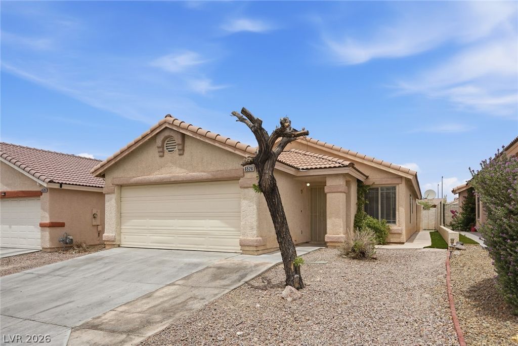 6526 Blooming Sun Court, Las Vegas, NV 89142