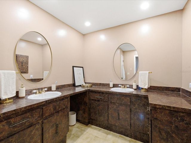 419 WAYFARER COURT, Tarpon Springs, FL 34689