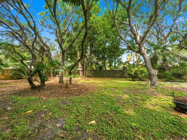 419 WAYFARER COURT, Tarpon Springs, FL 34689
