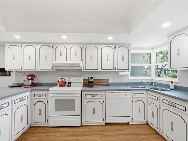 419 WAYFARER COURT, Tarpon Springs, FL 34689