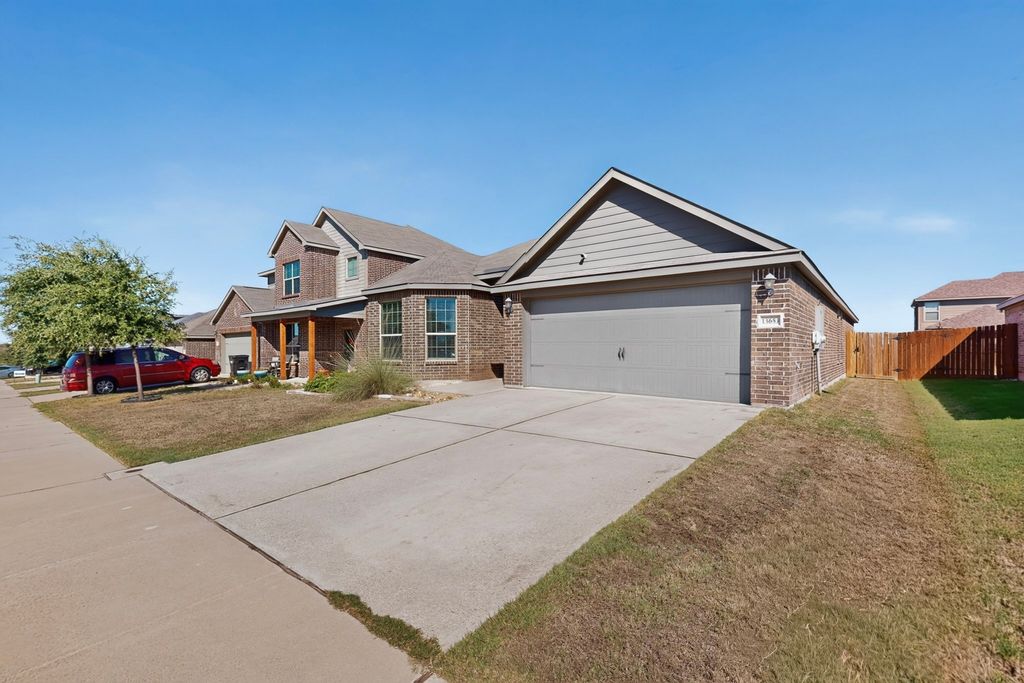 13653 Fehrman Road, Crowley, TX 76036 — photo 3
