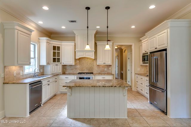 104 Hawks Nest Cove, Madison, MS 39110