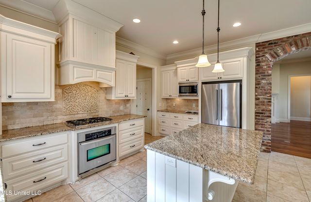 104 Hawks Nest Cove, Madison, MS 39110