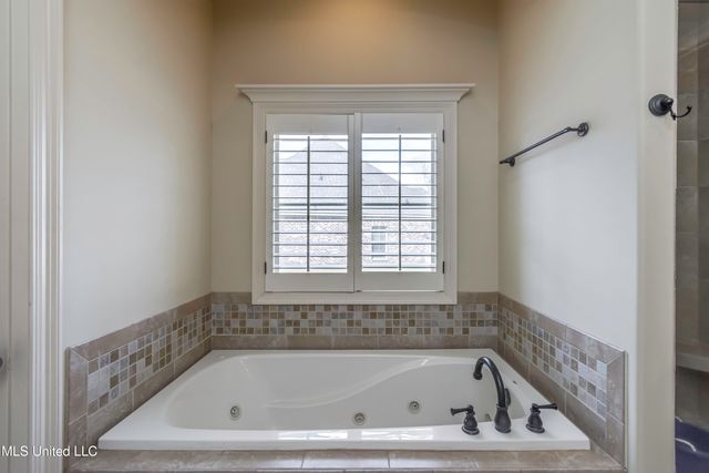 104 Hawks Nest Cove, Madison, MS 39110