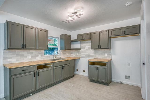 2904 SW SW 39th Terrace, Oklahoma City, OK 73119