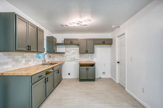 2904 SW SW 39th Terrace, Oklahoma City, OK 73119