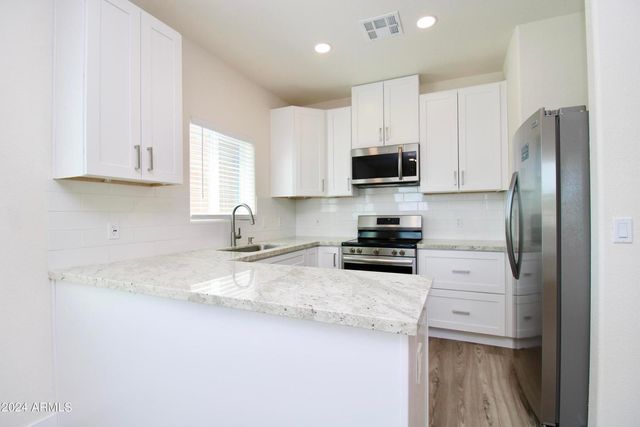 1306 E Purdue Avenue Unit 4, Phoenix, AZ 85020