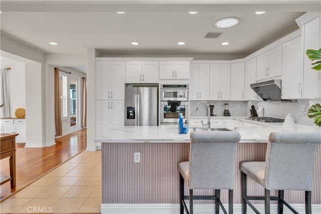 17 Riveroaks, Irvine, CA 92602