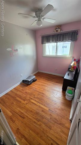 33431 Farmington Court, Westland, MI 48185