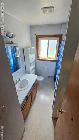 33431 Farmington Court, Westland, MI 48185